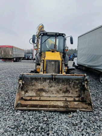 New Holland B80 Экскаватор-погрузчик B80B — Б/У, 2023 г.