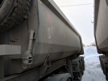 Grunwald 9453 Полуприцеп самосвальный 9453-0000011-60 — Б/У, 2023 г.
