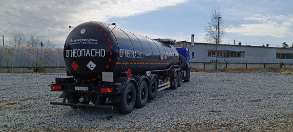 УралСпецТранс 946517-B1-04 (Битумовоз) — Б/У, 2025 г.