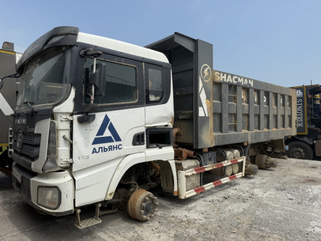 Shacman (Shaanxi) SX 6x4 Самосвал SX32586T384 — Б/У, 2022 г.