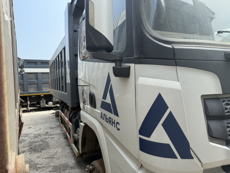 Shacman (Shaanxi) SX 6x4 Самосвал SX32586T384 — Б/У, 2022 г.