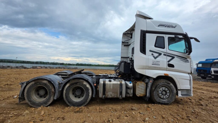 FAW J7 6x4 Седельный тягач CA4250P77K25T1E5 — Б/У, 2023 г.