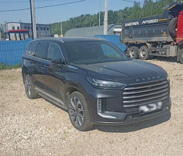 EXEED President 7 мест 2.0T 8AT 4WD — Б/У, 2023 г.