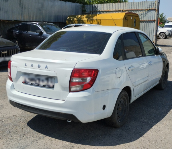 LADA Classic 1.6 87hp 5MT — Б/У, 2022 г.