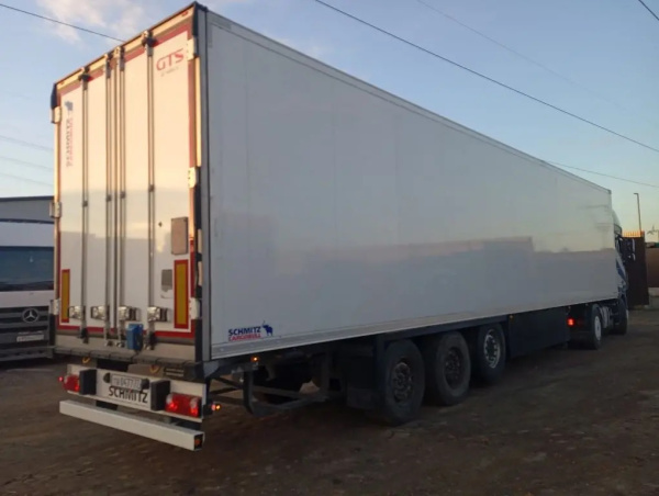 Schmitz Cargobull SKO24 Полуприцеп изотермический/рефрижератор SCB S3B — Б/У, 2021 г.