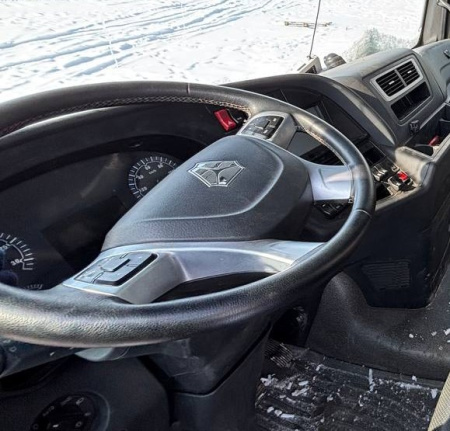 SITRAK ZZ4256V364HE — Б/У, 2024 г.