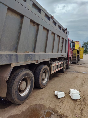 Shacman (Shaanxi) SX 8x4 Самосвал SX331863366 — Б/У, 2023 г.