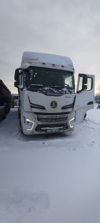 Shacman (Shaanxi) SX 4x2 Седельный тягач SX4188YY381 — Б/У, 2024 г.