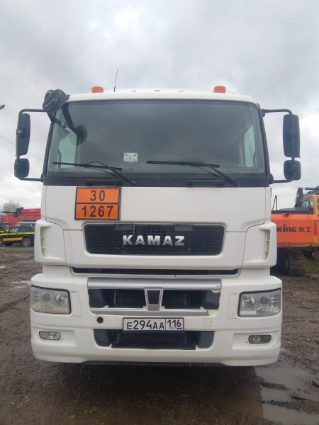 КамАЗ 65206 6x4 Седельный тягач 65206-T5 — Б/У, 2017 г.