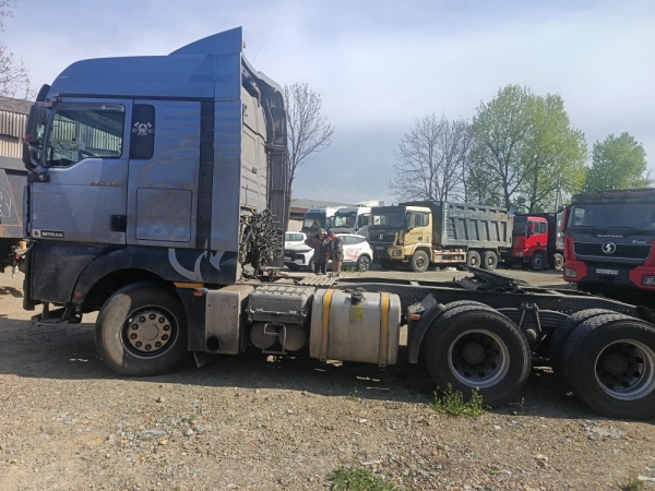 SITRAK C7H 6x4 Седельный тягач ZZ4256V364HE — Б/У, 2023 г.