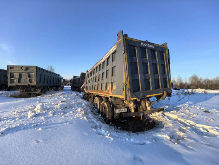 FAW J6* 8x4 Самосвал — Б/У, 2022 г.