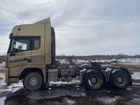 Shacman (Shaanxi) SX 6x4 Седельный тягач SX42584V324 — Б/У, 2023 г.