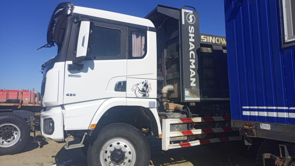 Shacman (Shaanxi) SX 6x6 Самосвал SX32586V385 — Б/У, 2023 г.