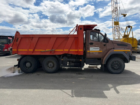 Ural NEXT 73945 6x4 Самосвал 73945-5121-01 — Б/У, 2019 г.