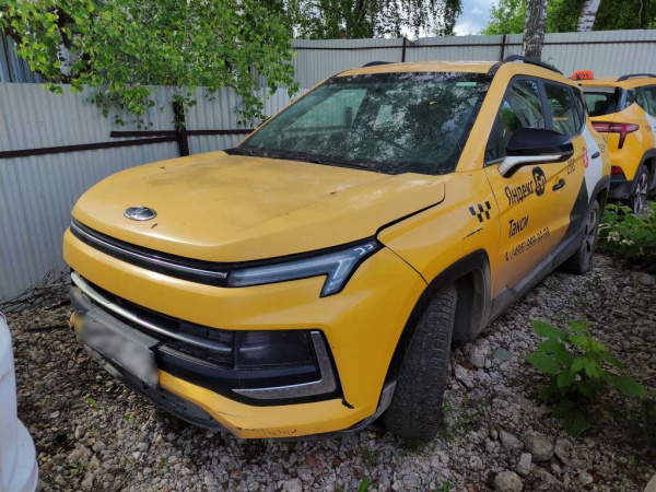МОСКВИЧ Стандарт 1.5Т CVT — Б/У, 2022 г.