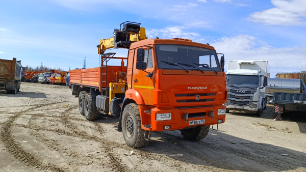 КАМАЗ 43118 6x6 Бортовой с КМУ — Б/У, 2023 г.