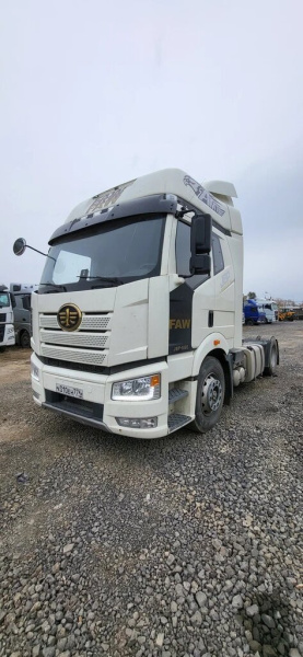 FAW CA 4180 4x2 Седельный тягач CA4180P66K25E5 — Б/У, 2023 г.