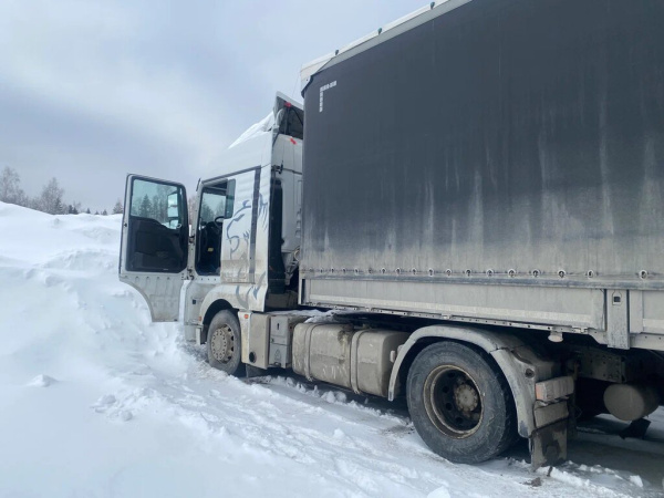 SITRAK C7H 4x2 Седельный тягач ZZ4186V361HE — Б/У, 2023 г.