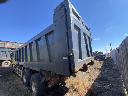 Shacman (Shaanxi) SX 8x4 Самосвал SX33186V366 — Б/У, 2023 г.