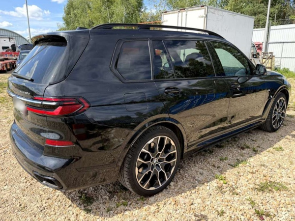 BMW xDrive40d M Sport Pro — Б/У, 2022 г.