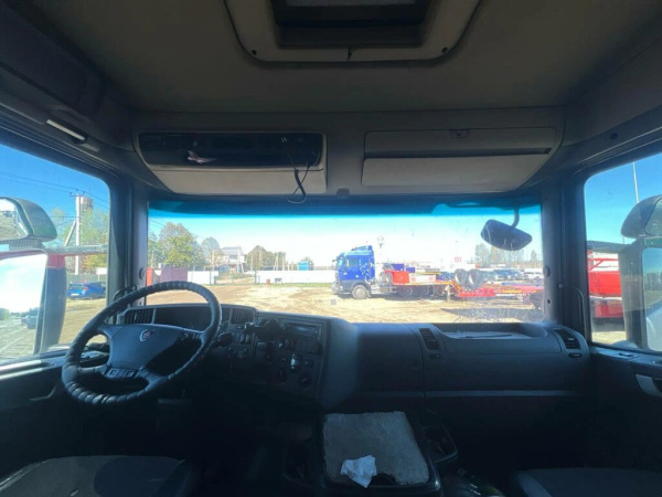 Scania R 4x2 Седельный тягач R400LA4x2HNA — Б/У, 2015 г.