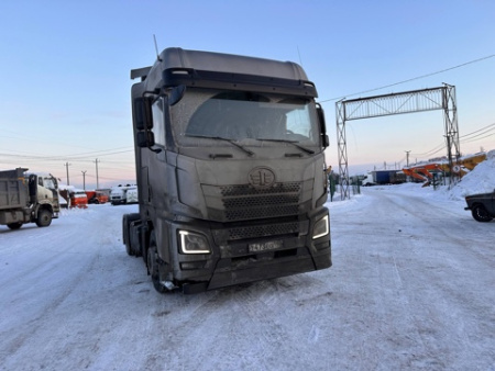 FAW JH6 4x2 Седельный тягач ORYX — Б/У, 2023 г.