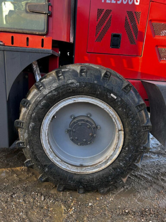 REDSTAR TL Фронтальный погрузчик TL2500G — Б/У, 2023 г.