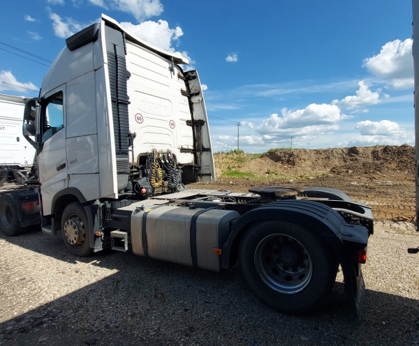 VOLVO FH 42T — Б/У, 2018 г.