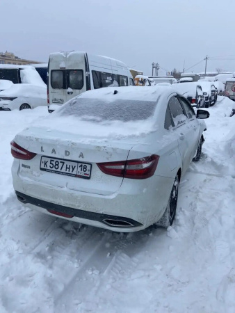 LADA VESTA Седан Life 1.6 106hp 5MT — Б/У, 2023 г.