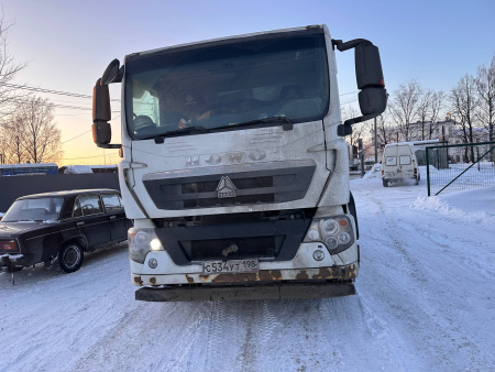 Howo T5G 4x2 Автобетононасос UMCSB3 — Б/У, 2024 г.