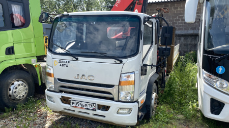 JAC N120 4x2 Бортовой с КМУ — Б/У, 2021 г.