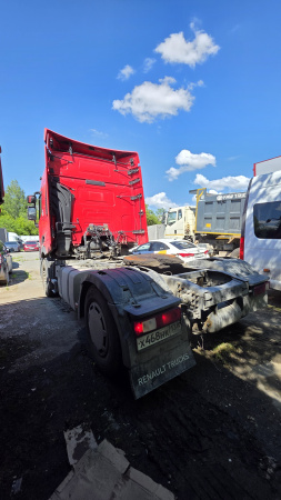 Renault T 4x2 Седельный тягач — Б/У, 2018 г.