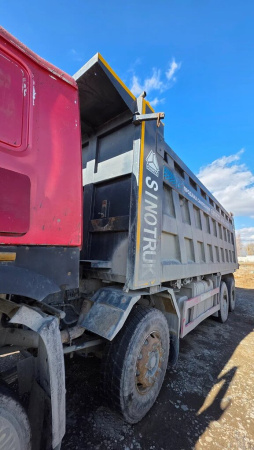 Howo ZZ 8x4 Самосвал ZZ3407S3867E — Б/У, 2022 г.