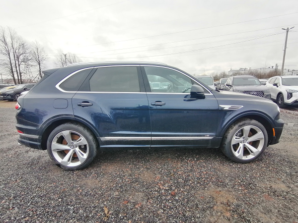 Bentley Bentayga BENTLEY BENTAYGA V8 — Б/У, 2021 г.