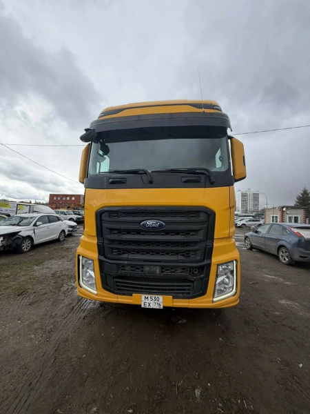 Ford 1842 4x2 седельный тягач XHR — Б/У, 2021 г.
