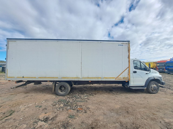 АвтоМаш 2824 на шасси GAZ GAZON NEXT Изотермический/рефрижератор — Б/У, 2019 г.