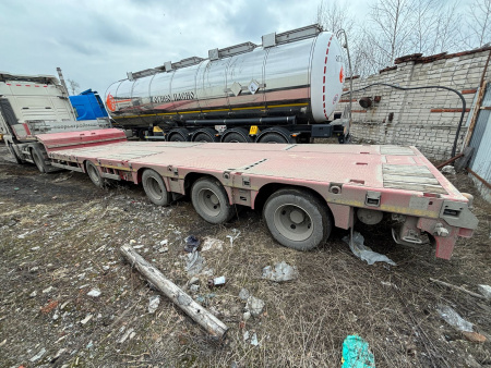 Тверьстроймаш 9939 Полуприцеп тяжеловоз 4 оси 993941-0021 — Б/У, 2023 г.