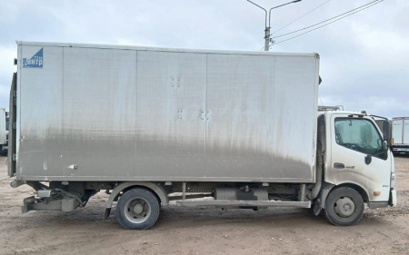 Центртранстехмаш АФ-4771 на шасси HINO 300 4x2 изотермический/рефрижератор с гидробортом АФ-477100-02 — Б/У, 2022 г.