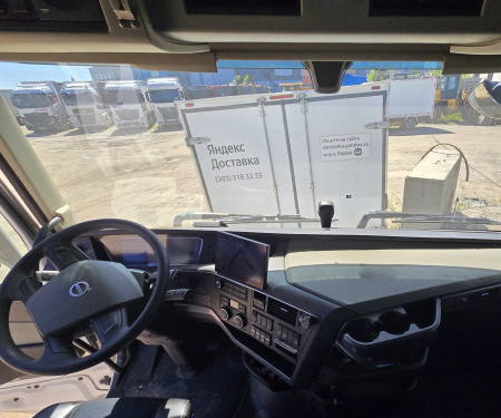 VOLVO FH 4x2 Седельный тягач — Б/У, 2023 г.