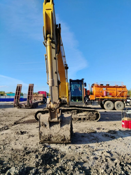 LGCE E6210 Экскаватор E6210HNLC — Б/У, 2023 г.