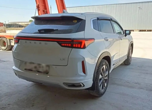 EXEED Luxury 1.5T CVT 2WD — Б/У, 2023 г.