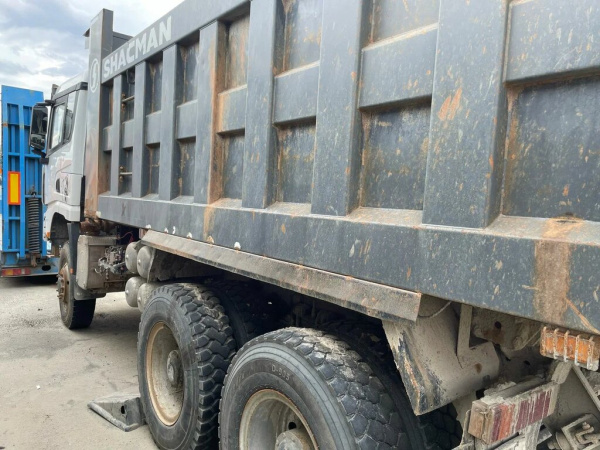 Shacman (Shaanxi) SX 6x6 Самосвал SX32586W385C — Б/У, 2022 г.