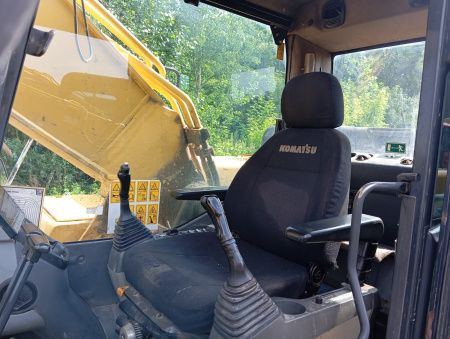 KOMATSU PC 300 Экскаватор — Б/У, 2012 г.