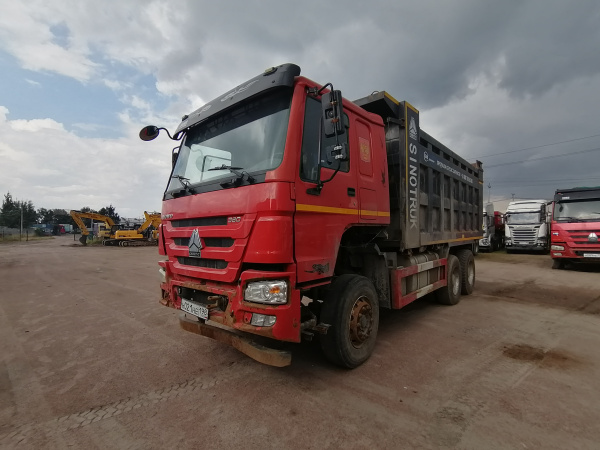 Howo ZZ 6x4 Самосвал ZZ3327S3847E — Б/У, 2022 г.