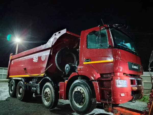 КамАЗ 65801 8x4 Самосвал 65801-001-68 — Б/У, 2020 г.