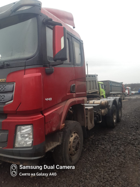 Shacman (Shaanxi) SX 6x6 Седельный тягач SX42586W385C — Б/У, 2022 г.