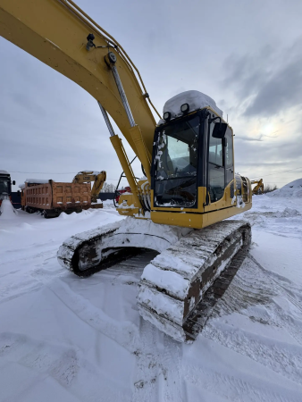 KOMATSU PC 220 Экскаватор PC 220-8M0 — Б/У, 2023 г.