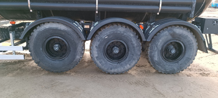 УралСпецТранс 946517-B1-04 (Битумовоз) — Б/У, 2025 г.