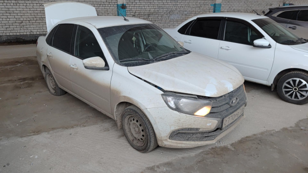 Lada Granta седан — Б/У, 2024 г. (Набережные Челны, 40256 км)