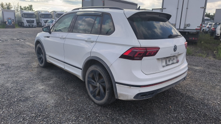VOLKSWAGEN R-Line 1.4 TSI 150hp 6DSG 4Motion — Б/У, 2021 г.